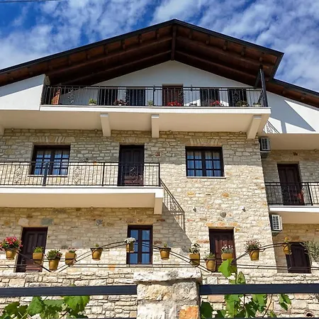 Moin Moin Boutique Szálloda Berat